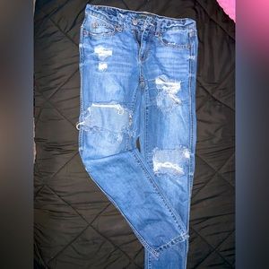 Aeropostale ripped boyfriend jeans
